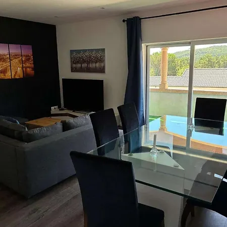 Apartment Spacious With Jacuzzi In *