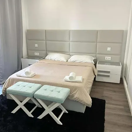 Spacious With Jacuzzi In Freixo de Baixo