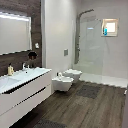 Apartment Spacious With Jacuzzi In Freixo de Baixo