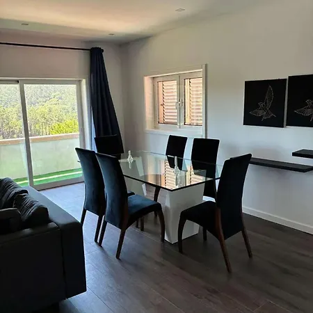 Spacious With Jacuzzi In *